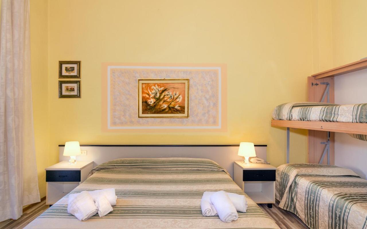 Hotel Stella Del Mare Viareggio Kültér fotó