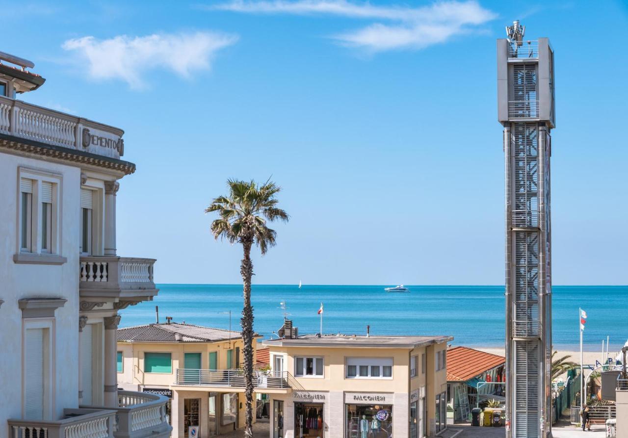 Hotel Stella Del Mare Viareggio Kültér fotó