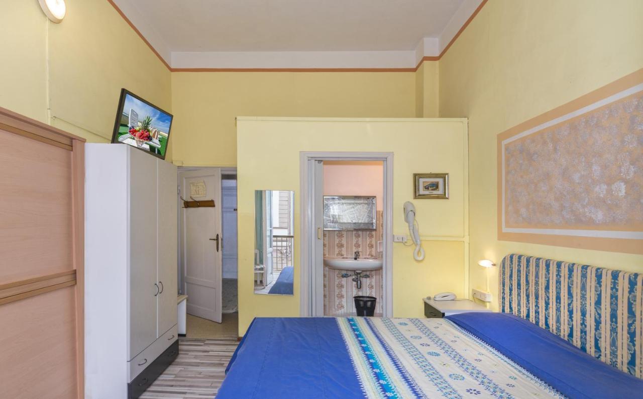 Hotel Stella Del Mare Viareggio Kültér fotó