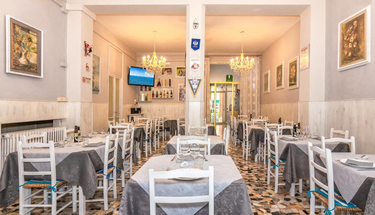 Hotel Stella Del Mare Viareggio Kültér fotó
