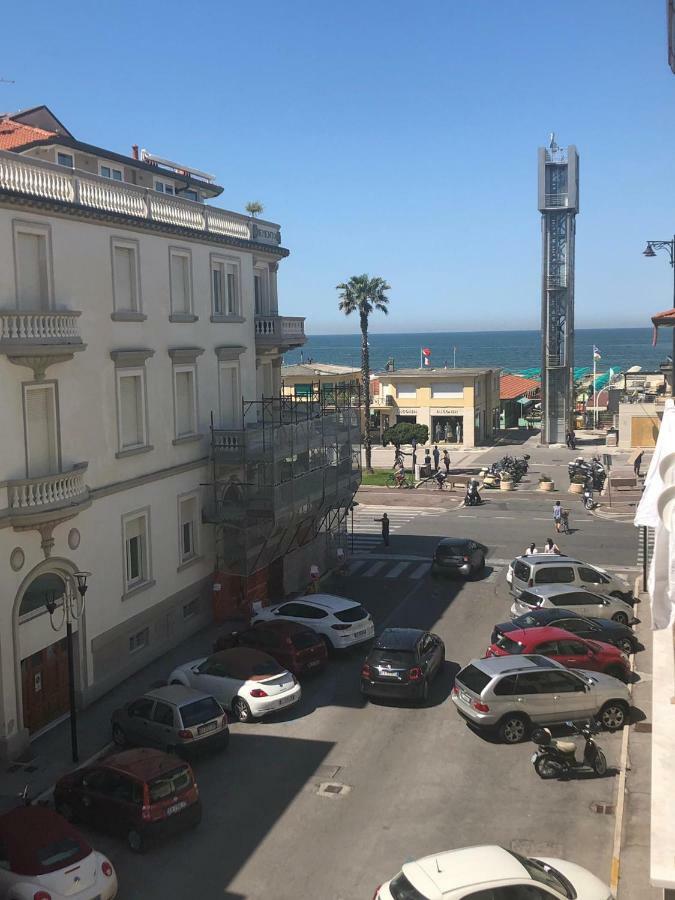 Hotel Stella Del Mare Viareggio Kültér fotó